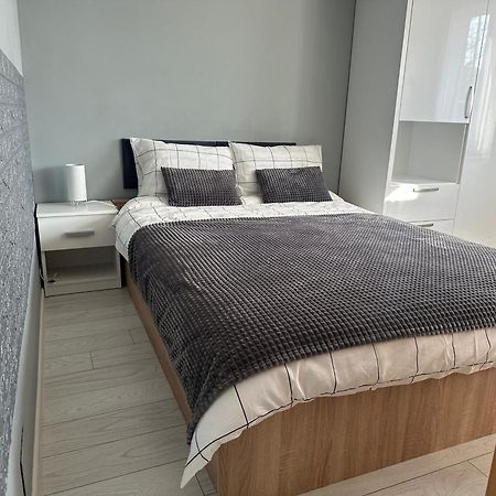 Studio Home Onesti Extérieur photo